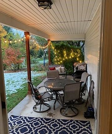 3rd image of 406 Bryant Circle Dr