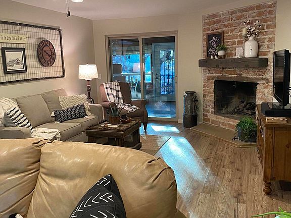 4th image of 8611 N Aspen Ave