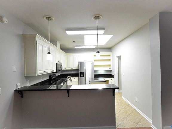 5th image of 118 Canterbury Dr