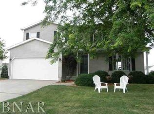 1406 Henry St, Normal, IL 61761
