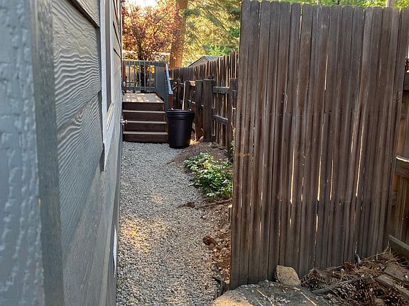 2nd image of 200 Ponderosa Dr