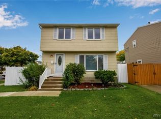 4911 N Bailey Ave, Amherst, NY 14226