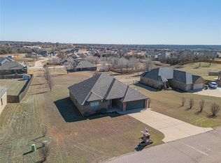 11432 Coyote Run, Guthrie, OK 73044