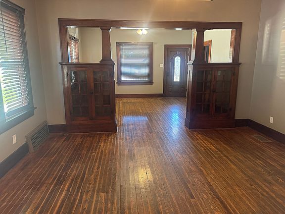 5th image of 1208 Hayes Ave