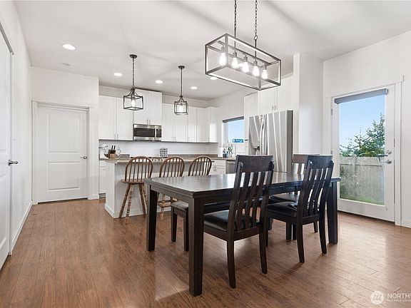 3rd image of 31 Marlo Loop