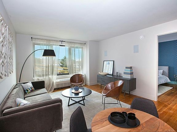 3rd image of 968 60th St #20