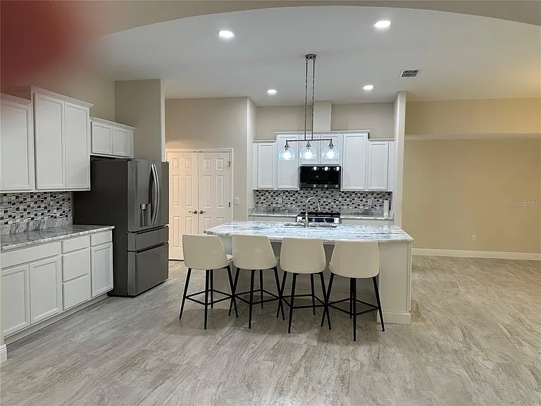 5780 N Lena Dr — Photo 17