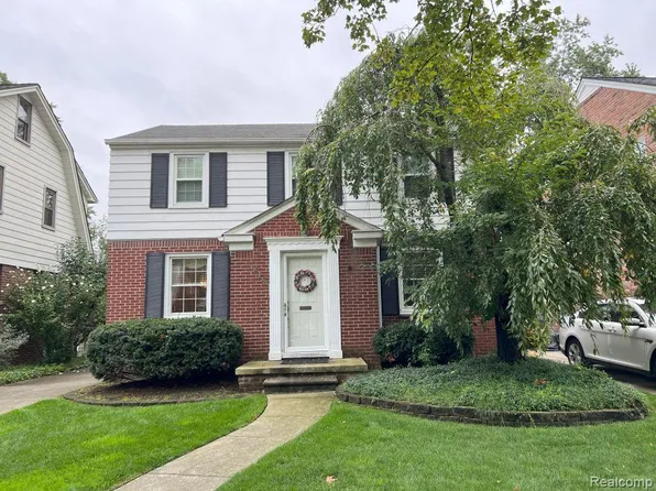 215 S Martha St, Dearborn, MI 48124