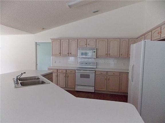 2nd image of 1911 Lake Eustis Dr