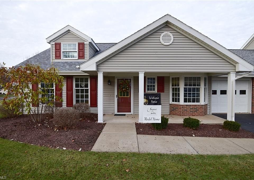 1st image of 164 Valley Cir NE