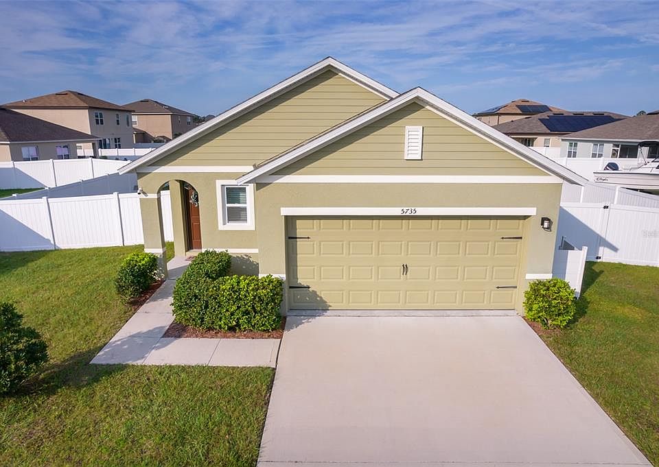 1st image of 5735 Shaker Palm Pl