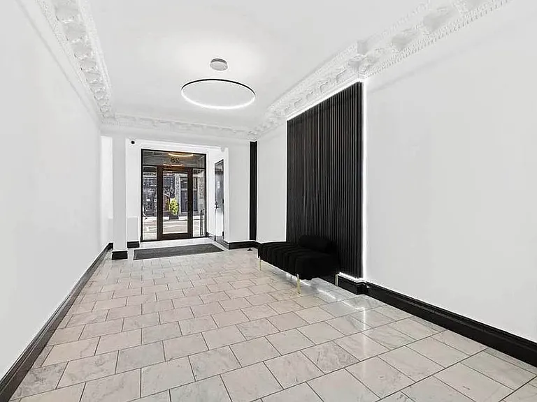 28 W 26th St #2A — Photo 3