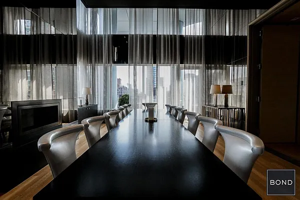 Rented by Bond New York | media 21