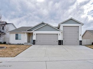 6542 W Harmony St, Rathdrum, ID 83858