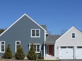 102 Fairhaven Rd APT 25, Mattapoisett, MA 02739