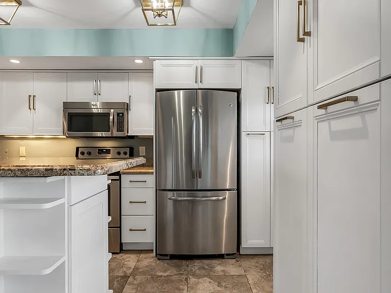 2200 NE 33rd Ave #10K — Photo 14