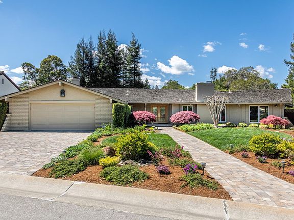3rd image of 500 Torwood Ln