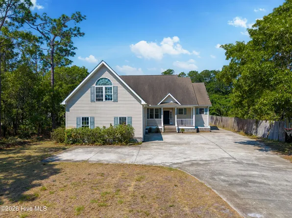 1130 President Road, Southport, NC 28461