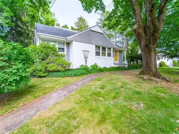 125 Colony St, Hamden, CT 06518