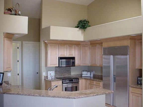 4th image of 3086 N HERRALA Way