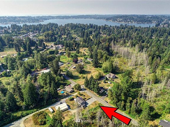 5th image of 12506 2nd St SE