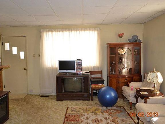 4th image of 134 McKee Ave