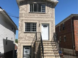 4048 Pratt Ave, Bronx, NY 10466