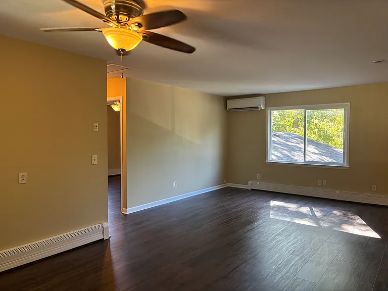 2838 Moland St #C — Photo 11