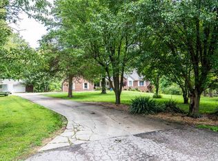 16189 Country Ln, Dexter, MO 63841