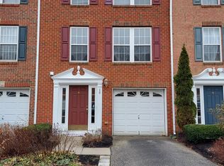 10 Abby Rd, Farmingdale, NJ 07727