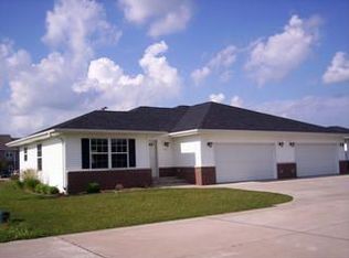 103 Heritage Dr, Aledo, IL 61231