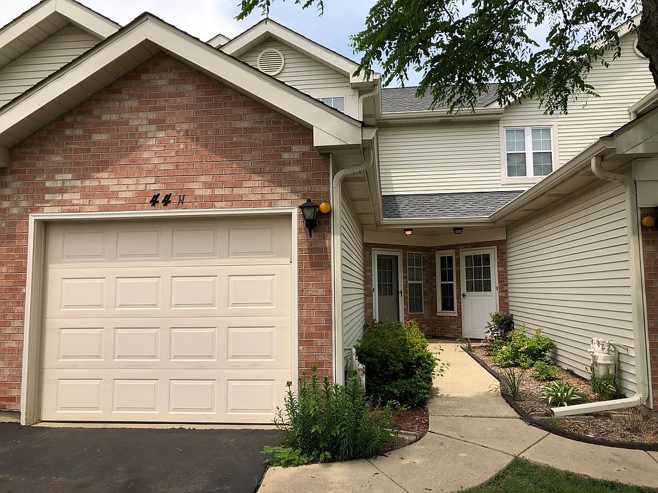 1st image of 44 N Golfview Ct