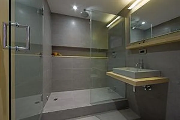 Sold by Douglas Elliman | media 17