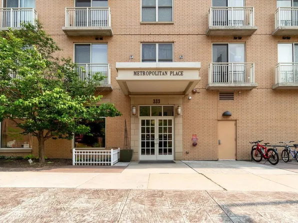 333 West Mifflin STREET #2120, Madison, WI 53703