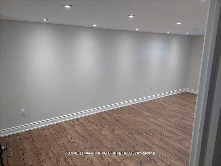 2587 Burslem Rd #BASEMENT — Photo 14