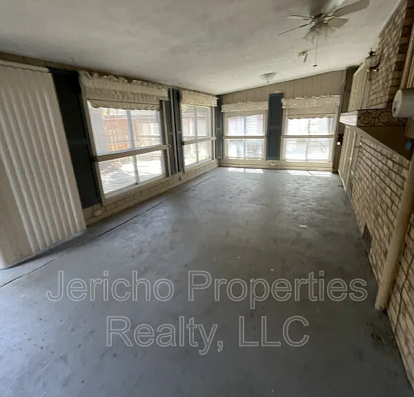 1180 S Kline Way — Photo 25