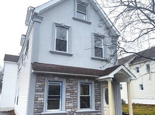 113 Carnegie St, Linden, NJ 07036