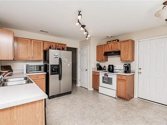 5th image of 3513 Thornsett Dr