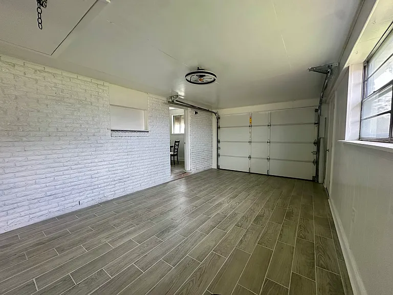 1752 Diane Dr — Photo 13