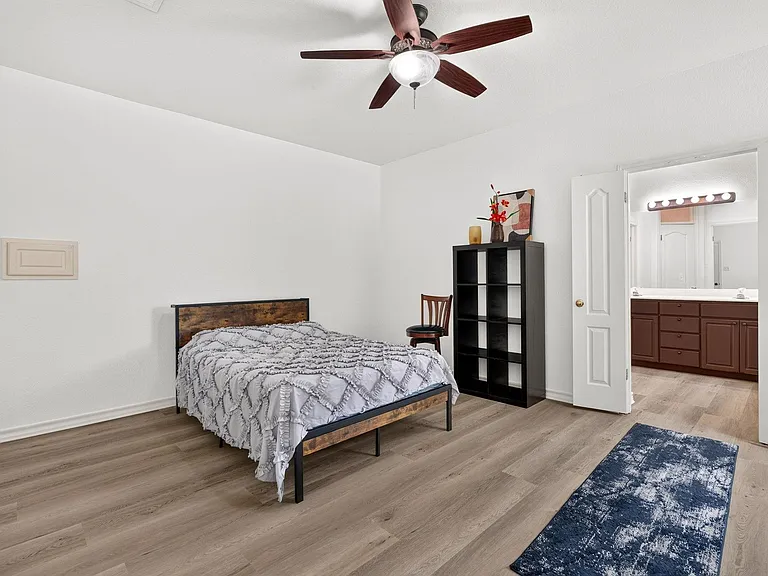 1612 Zunker Cv — Photo 14