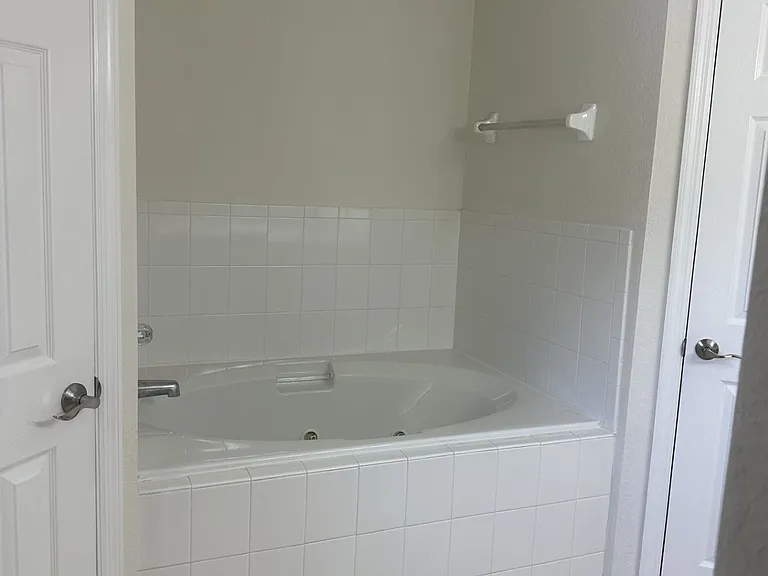 866 Summer Glen Dr — Photo 7