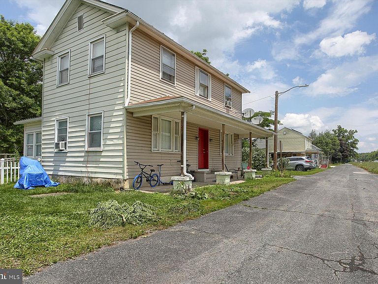 Listing photo 3