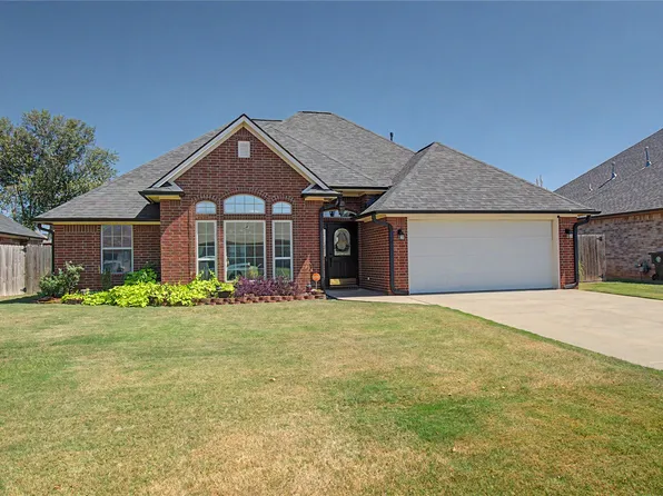 3908 Crestview Dr, Muskogee, OK 74403