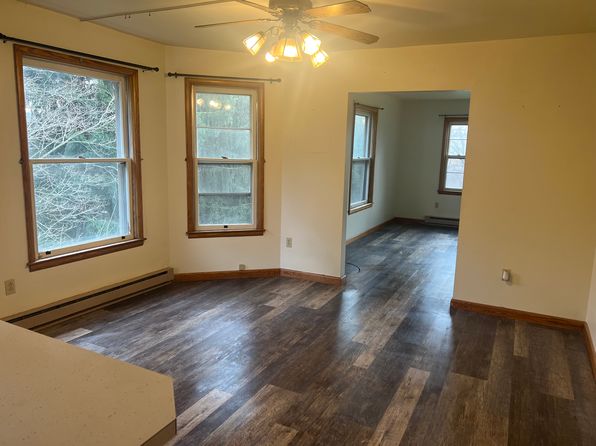 1311 Gravel Pond Rd