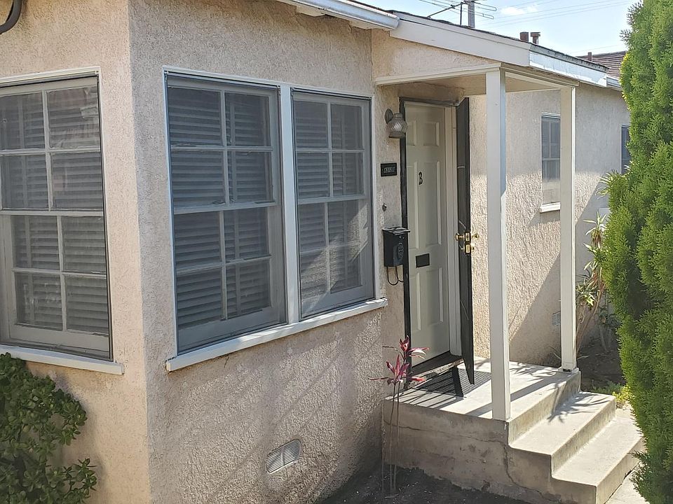 Outside view of Studio Apartment in 2 unit building. Very private and quiet. No neighbors above or below you.
