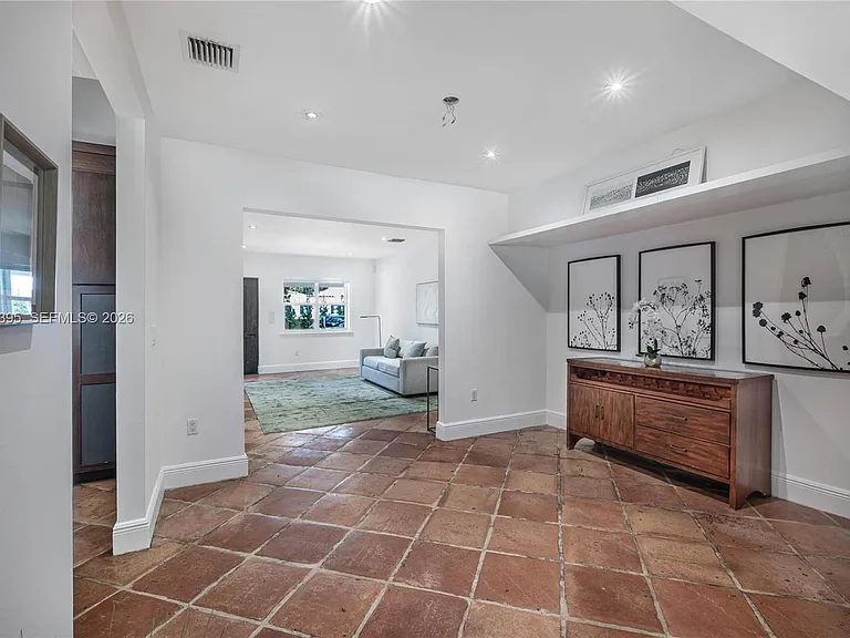 4150 Ventura Ave — Photo 13