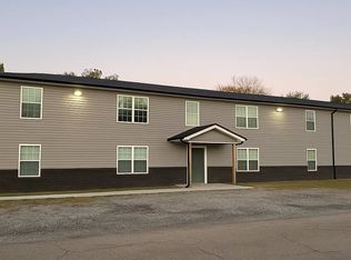 100 S Russell St, Oran, MO 63771