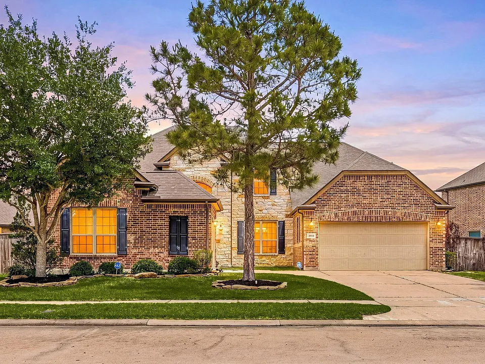 9338 Taylor Cliff Ln