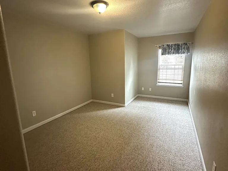 2457 Bowman Rd — Photo 24