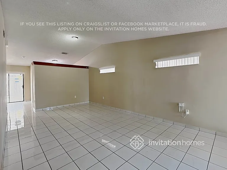 12748 NW 102nd Ave — Photo 4